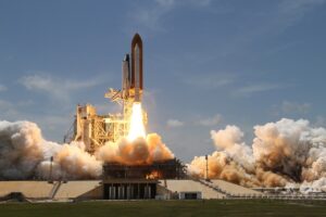 Shopify通知メールのテンプレート編集完全ガイド｜優先順位と共通設定の分け方