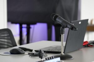 Shopify Plusは必要か判断する基準｜通常プランで足りる見極め方